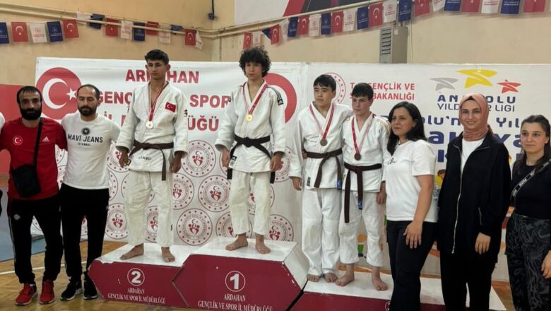  ANALİG MÜSABAKALARIN’DA PAZAR GENÇLİK VE SPOR KULÜBÜ BAŞARIYA İMZA ATTI..