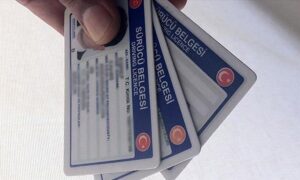 Ehliyet yenilemede son gün: Eski tip sürücü belgeleri geçersiz sayılacak – Birlik Haber Ajansı