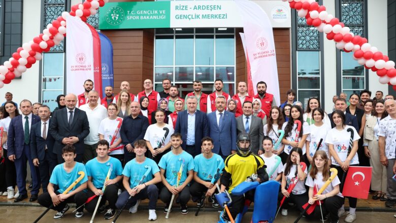  ARDEŞEN’DE KAPALI YÜZMA HAVUZU ve GENÇLİK MERKEZİ TÖRENLE AÇILDI…