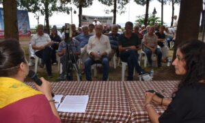 ŞENLİKTE BUGÜN “ÇAY ve ÇAYKUR’UN GELECEĞİ” KONUŞULDU.