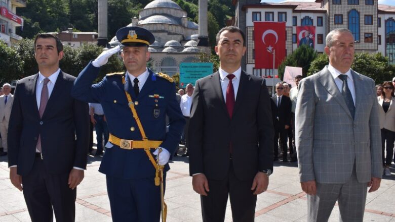  RİZE- PAZAR’DA 30 AĞUSTOS ZAFER BAYRAMI SÖNÜK GEÇTİ……