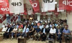 PAZAR CHP’DE ÖMER HOCAOĞLU TEKRAR İLÇE BAŞKANI SEÇİLDİ..