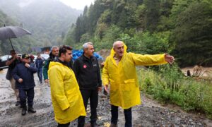 RİZE VALİSİ VE MİLLETVEKİLİN’DEN İNCELEME……
