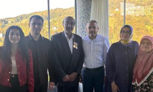 RİZE VALİSİ ve PAZAR KAYMAKAMIN’DAN ANLAMLI ZİYARET..