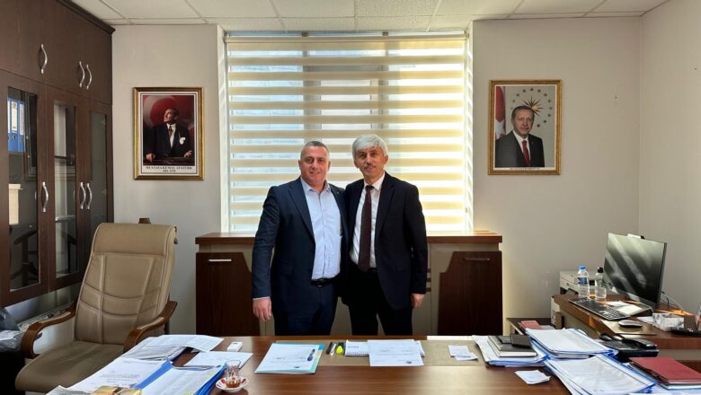  PAZAR TİCARET ve SANAYİ  ODASIN’DAN OKUL ÖĞRENCİLERİNE MONT DESTEĞİ..