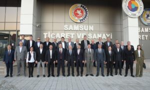 PAZAR TİC.ve.SAN.ODASI BŞK. BAYRAKTUTAN DOĞU KARADENİZ İŞ DÜNYASI TOPLANTISINA KATILDI.