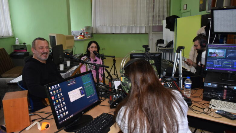  PAZAR GENÇ RADYO VE  WEB TV’NİN, BU HAFTAKİ CANLI STÜDYO KONUKLARI, SERDAR KÖSEOĞLU ve SERKAN ÇEPOĞLU OLACAK.