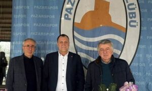 PAZARSPOR’DA DİVAN KURULU BİR DAHA ADAY OLMAYACAKLARINI AÇIKLADILAR.