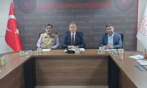 Yetimler gençlere emanet