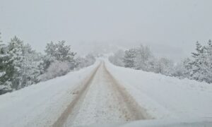 Başkentin tarihi ve turistik ilçesi Beypazarı’nda kar yağışı – Birlik Haber Ajansı