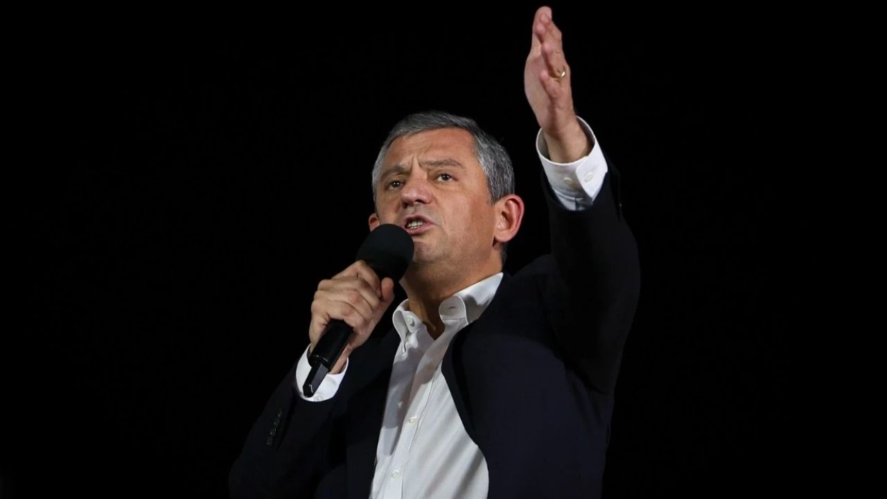Özgür Özel: “Pijamalı; kumandayı bırak, mücadeleye koş” - Birlik Haber Ajansı