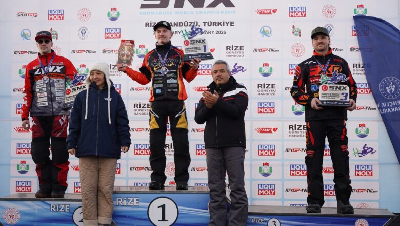  RİZE’DE YAPILAN DÜNYA KAR MOTOSİKLETİ ŞAMPİYONASININ 1. AYAĞI TAMAMLANDI..