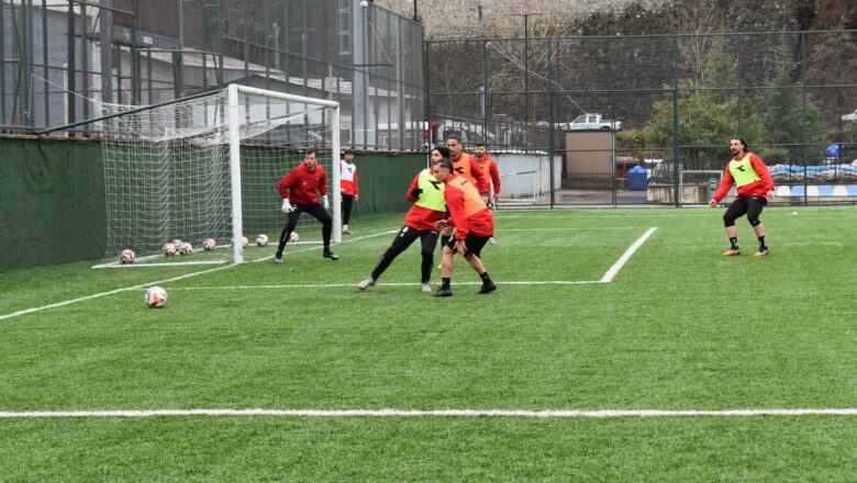  RİZE – PAZARSPOR , EREĞLİ DEPLASMANININ HAZIRLIKLARINI SÜRDÜRÜYOR…