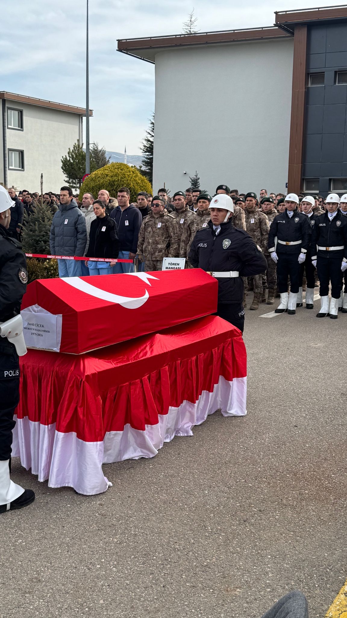 RİZE-PAZAR 'LI BAŞKOMSER HAYATINI KAYBETTİ...