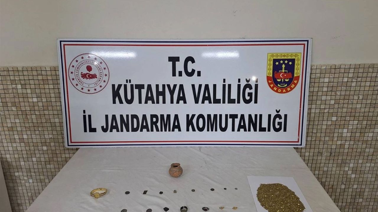 Kütahya’da Roma ve Bizans dönemine ait tarihi eserler ele geçirildi - Birlik Haber Ajansı