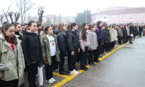 Okullarda 6 Şubat için saygı duruşunda bulunuldu – Birlik Haber Ajansı