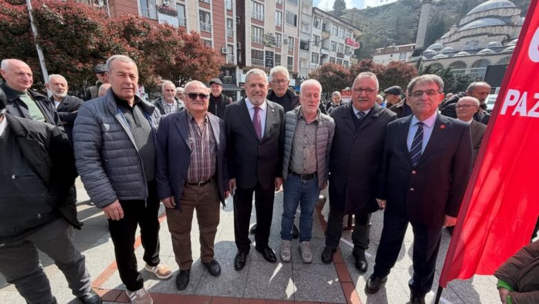  RİZE-PAZAR CHP TEŞKİLATI BAYRAMLAŞTI.