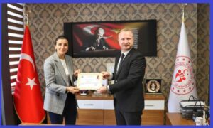 RİZE-PAZAR İLÇE GENÇLİK VE SPOR MÜDÜRLÜĞÜNE BETÜL İSLAMOĞLU ATANDI..