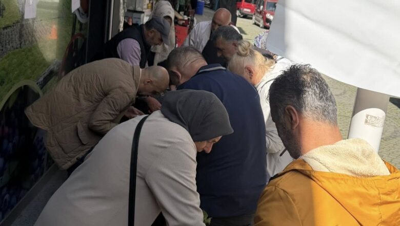  PAZAR ZİRAAT ODASI FİDE DAĞITIMI YAPTI.