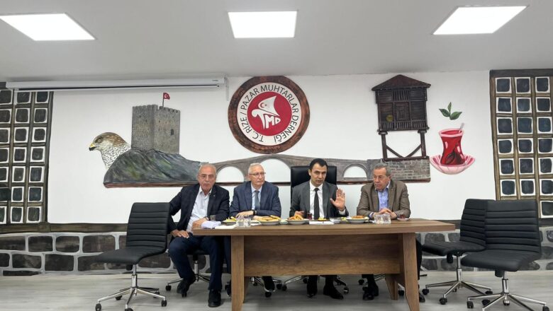 PAZAR MUHTARLAR  DERNEĞİNDE ÇAY ÜRETİCİLERİ İLE İLGİLİ KONUŞULDU.